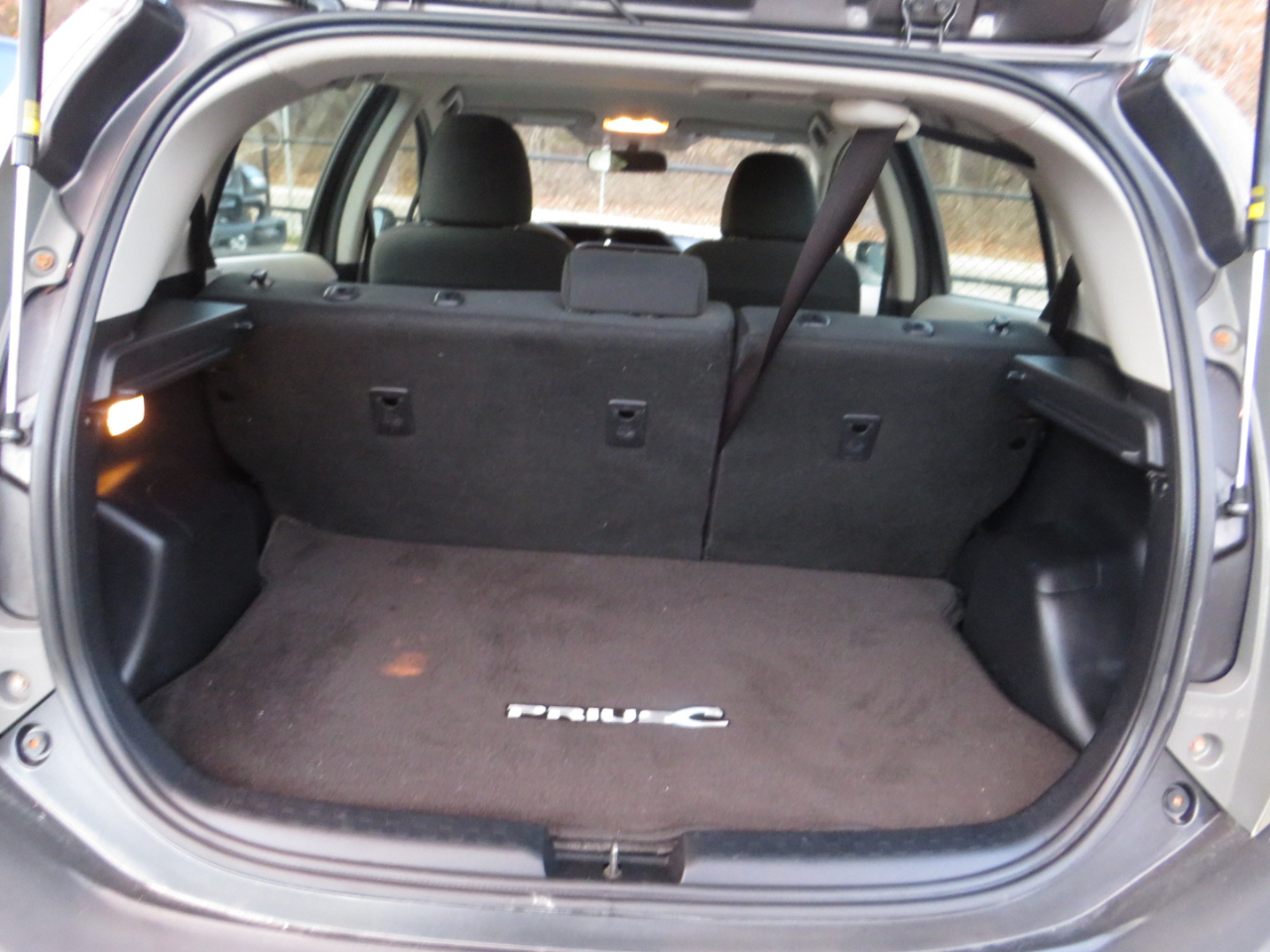 Toyota Prius c 5dr HB Three (Natl) 2013