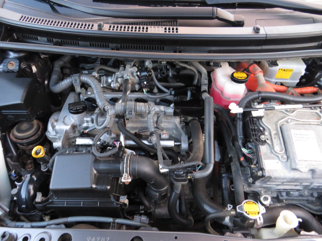 Toyota Prius c 5dr HB Three (Natl) 2013