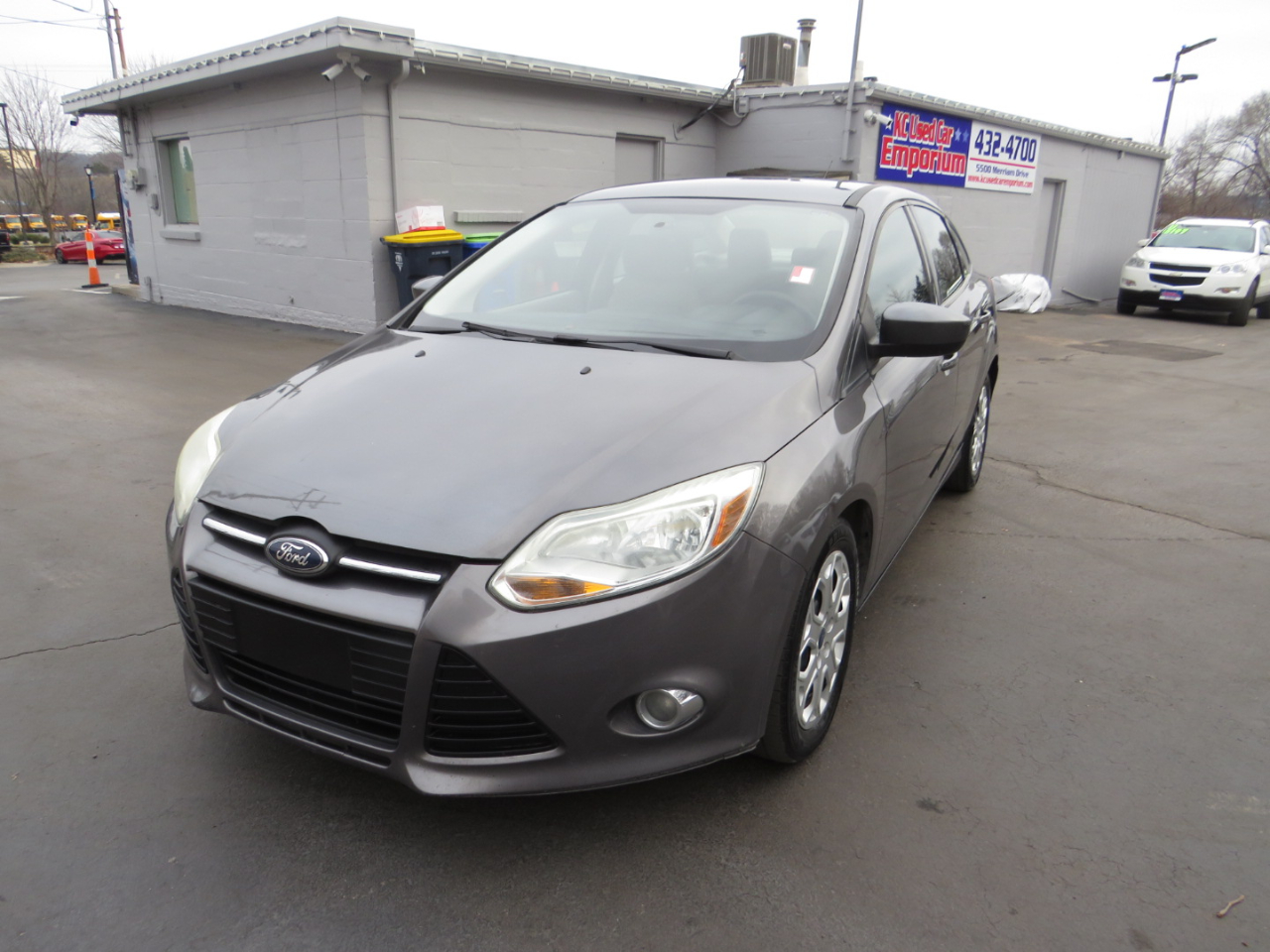Ford Focus 4dr Sdn SE 2012