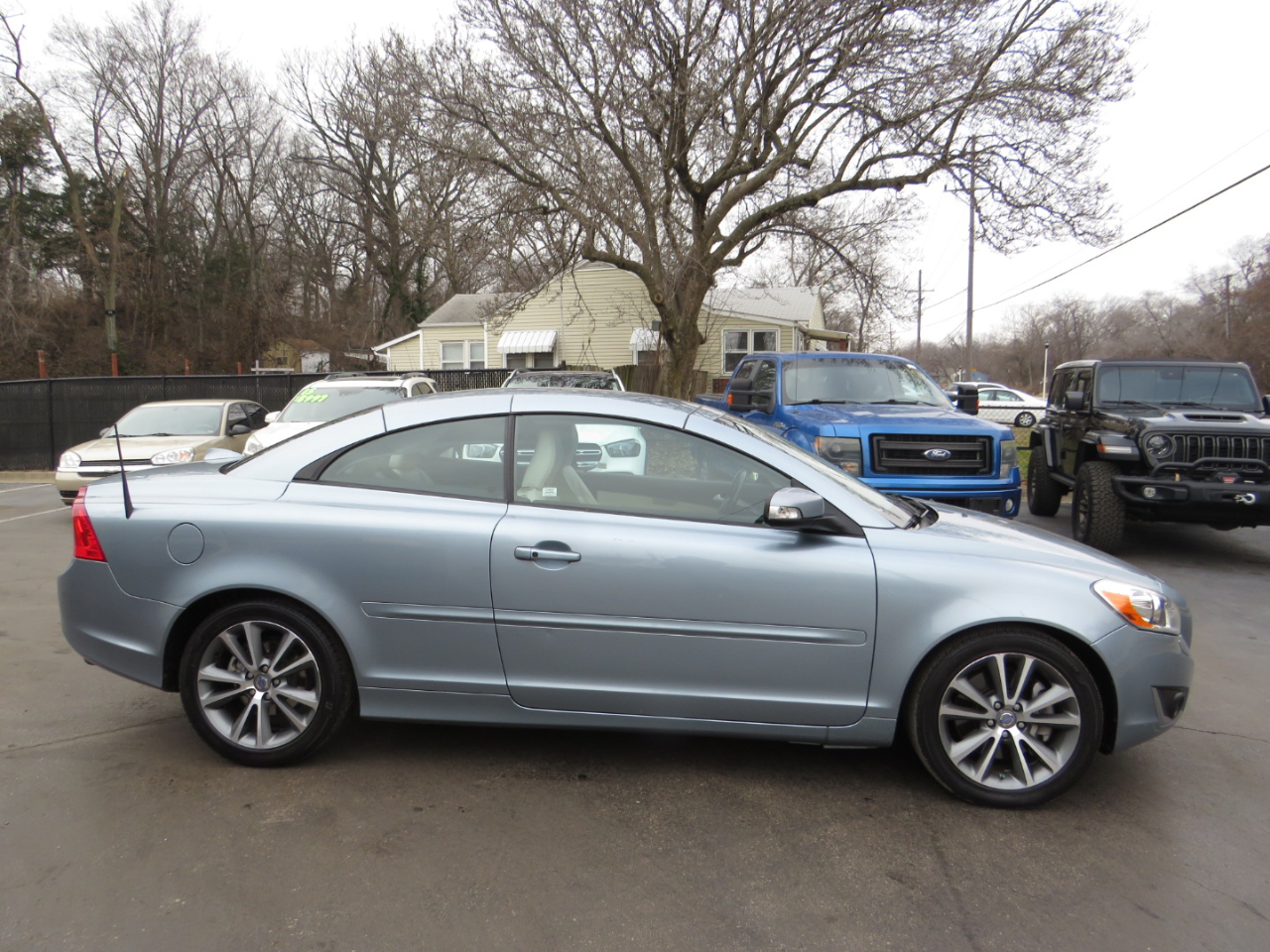 Volvo C70 2dr Conv T5 2013