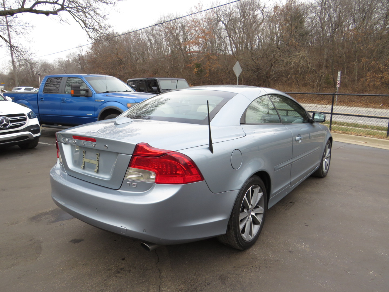 Volvo C70 2dr Conv T5 2013