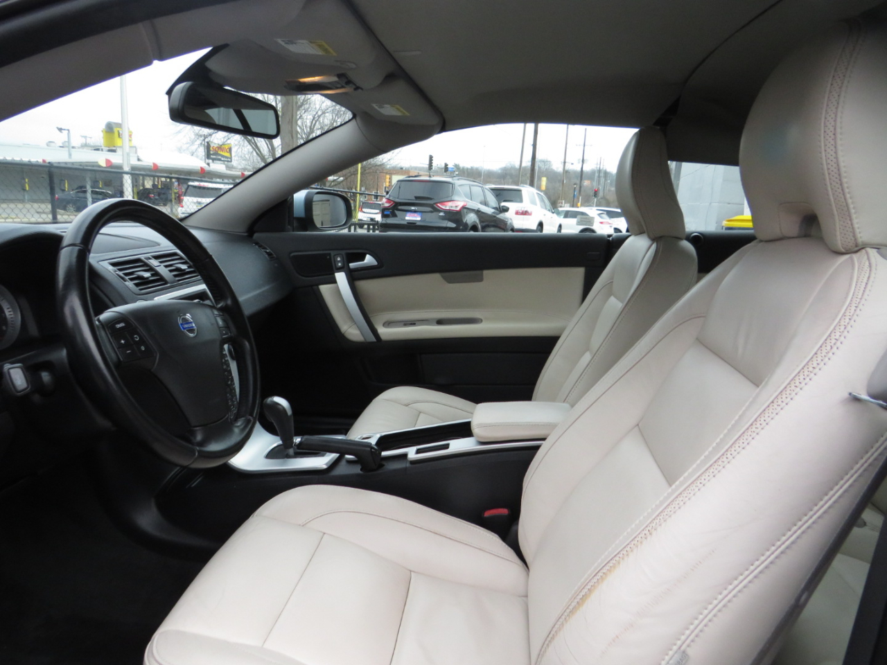 Volvo C70 2dr Conv T5 2013