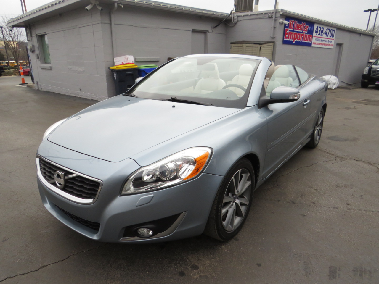 Volvo C70 2dr Conv T5 2013