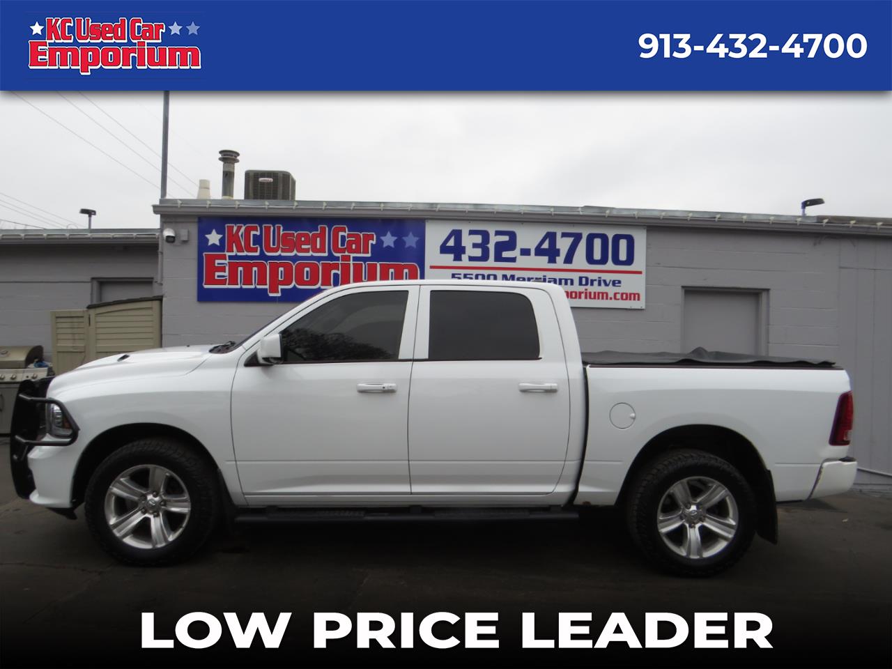 RAM 1500 4WD Crew Cab 140.5" Sport 2016