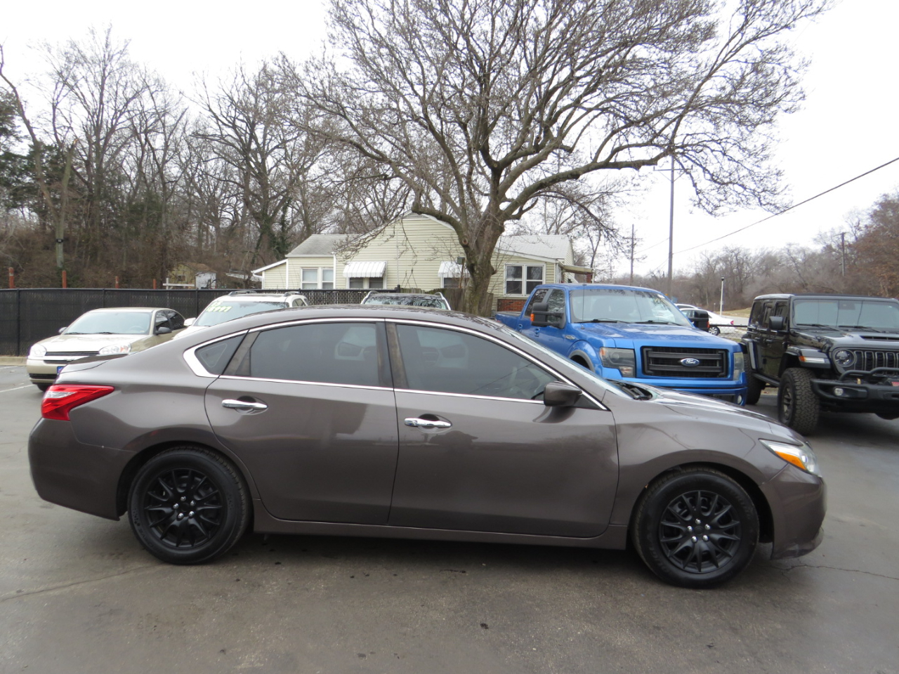 Nissan Altima 2.5 Sedan 2017