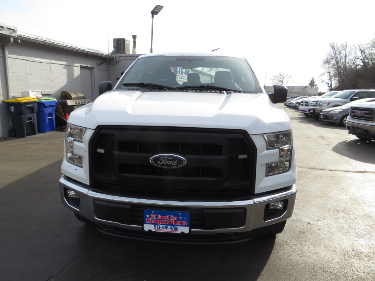 Ford F-150 4WD SuperCab 163" Lariat w/HD Payload Pkg 2015