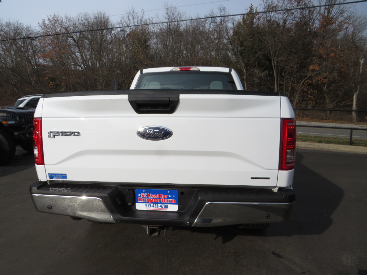 Ford F-150 4WD SuperCab 163" Lariat w/HD Payload Pkg 2015