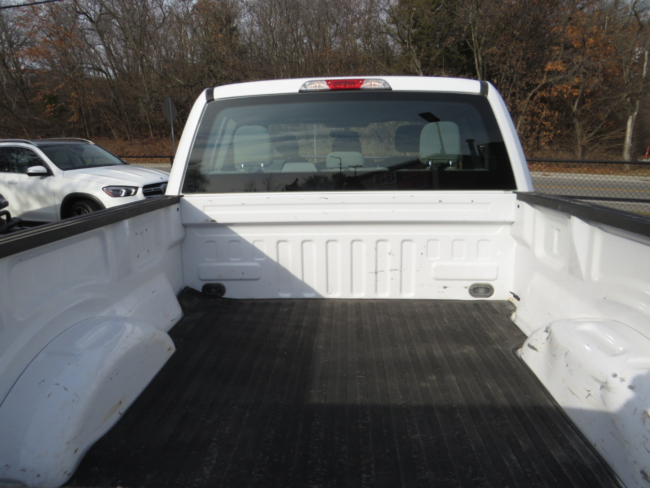 Ford F-150 4WD SuperCab 163" Lariat w/HD Payload Pkg 2015