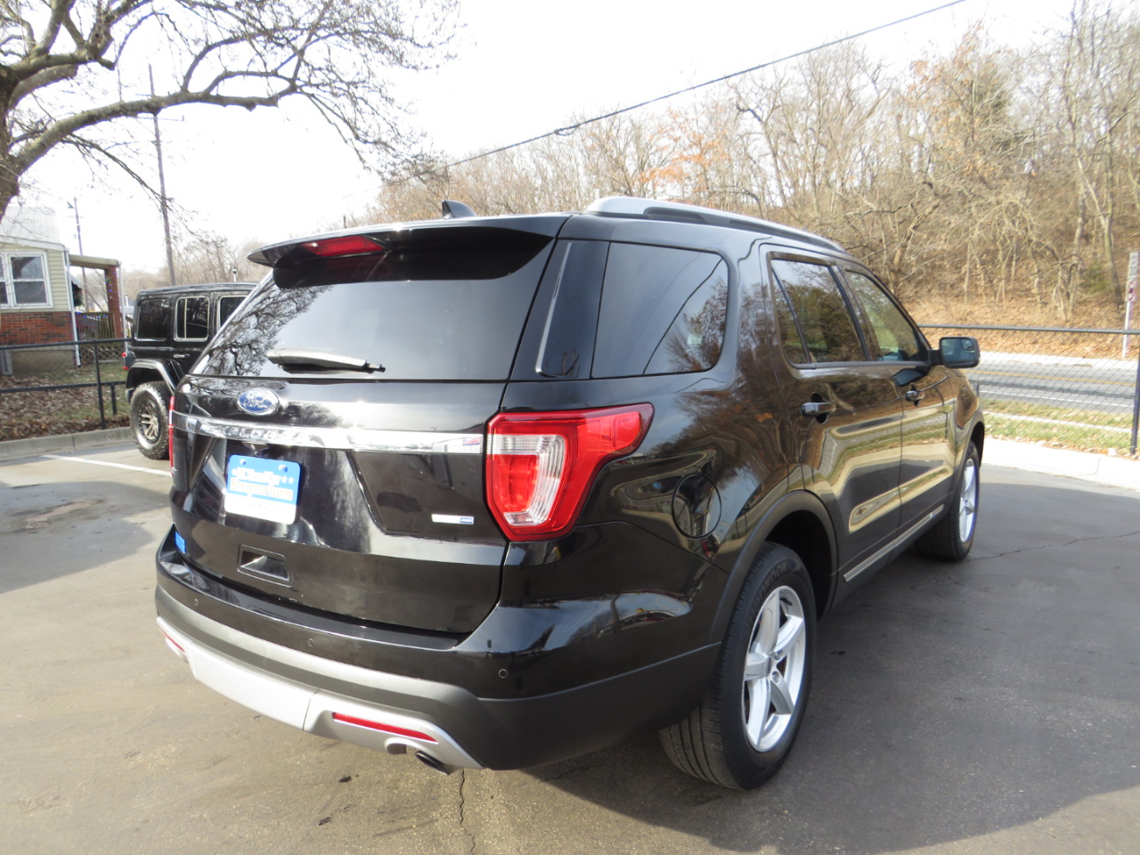 Ford Explorer 4WD 4dr XLT 2016