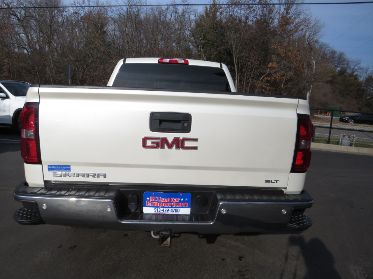 GMC Sierra 1500 4WD Crew Cab 143.5" SLT 2015