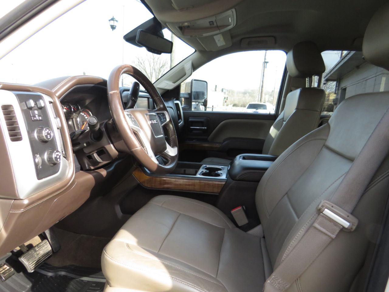 GMC Sierra 1500 4WD Crew Cab 143.5" SLT 2015