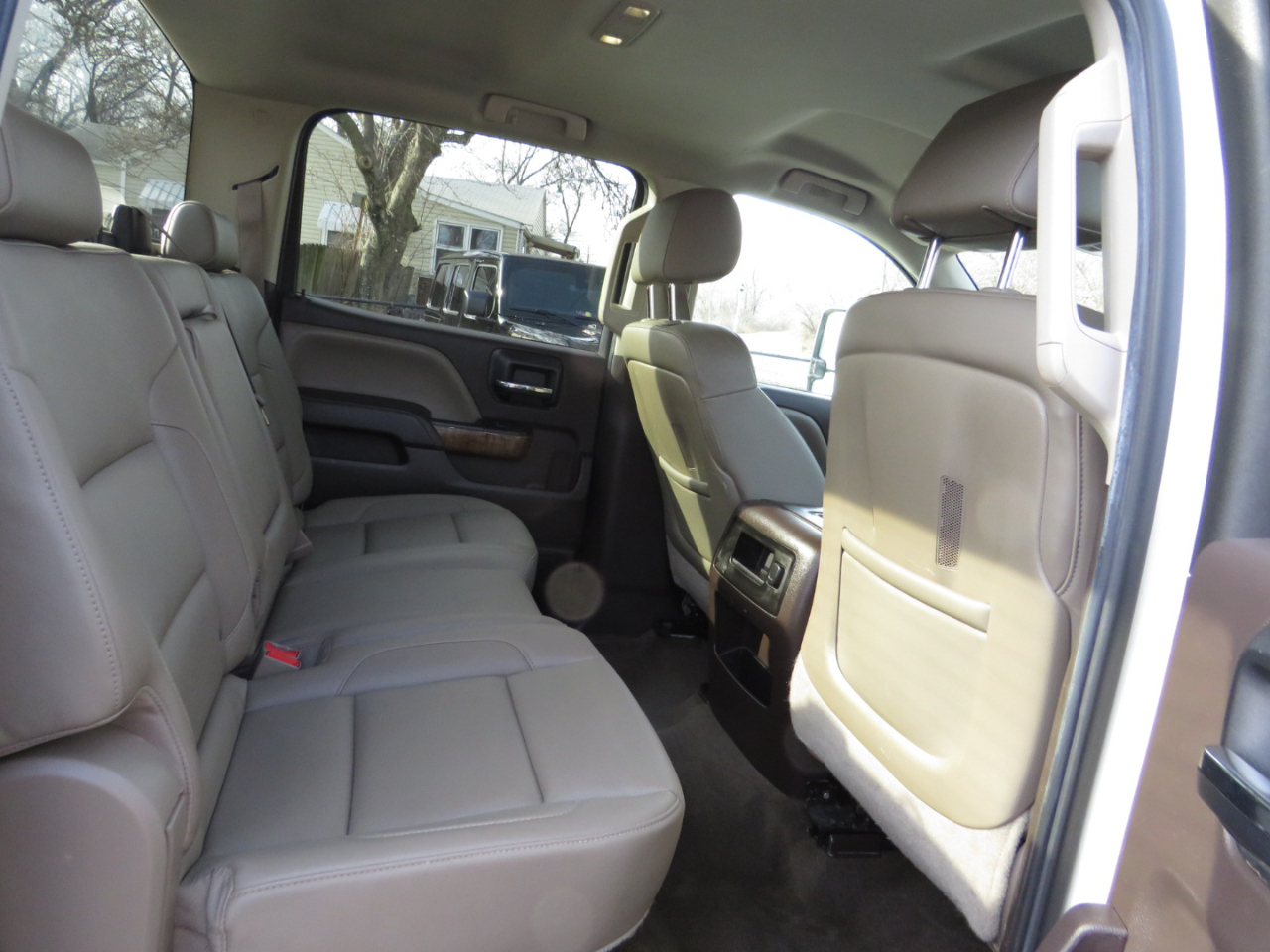 GMC Sierra 1500 4WD Crew Cab 143.5" SLT 2015