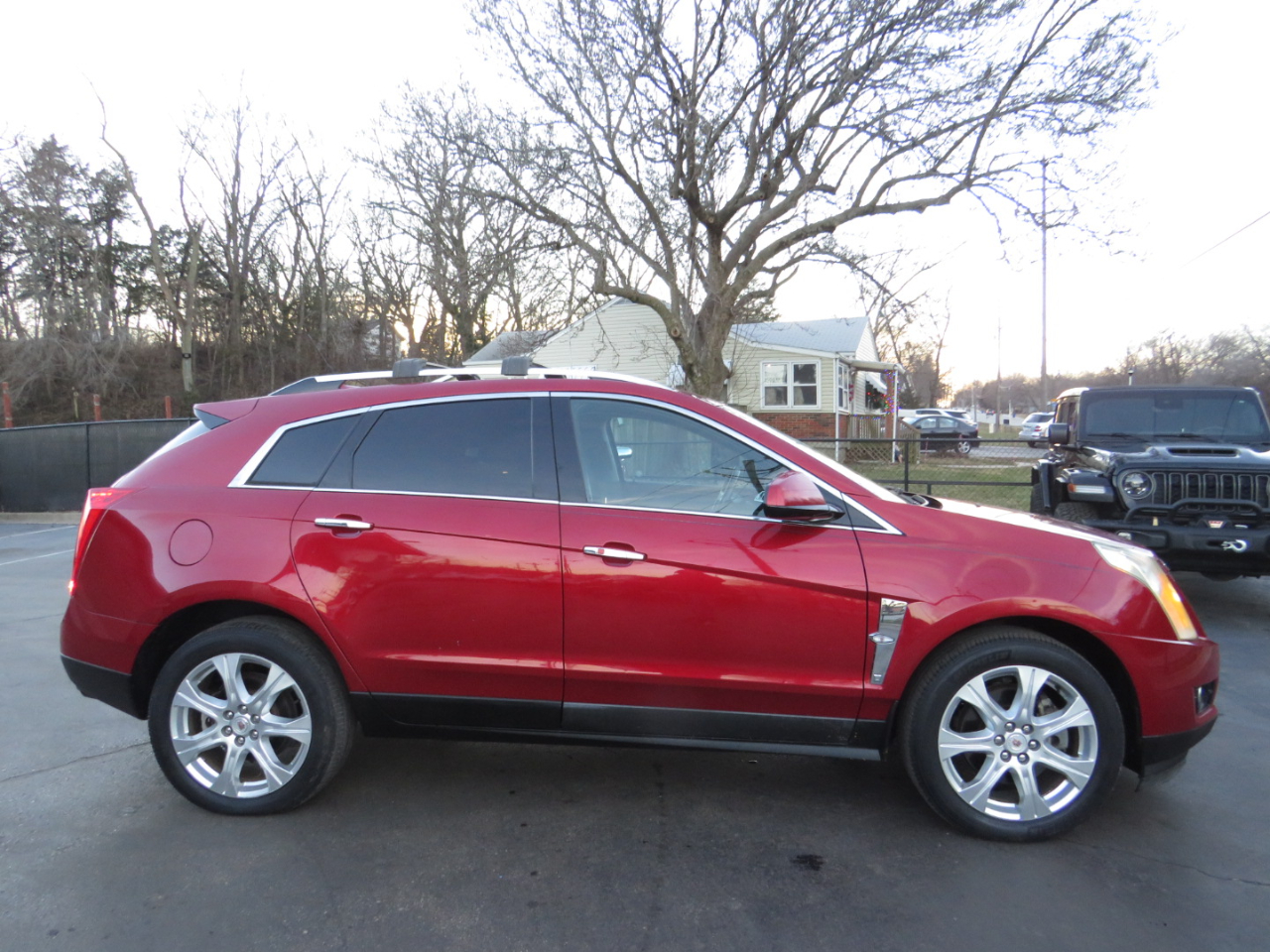 Cadillac SRX AWD 4dr Premium Collection 2010