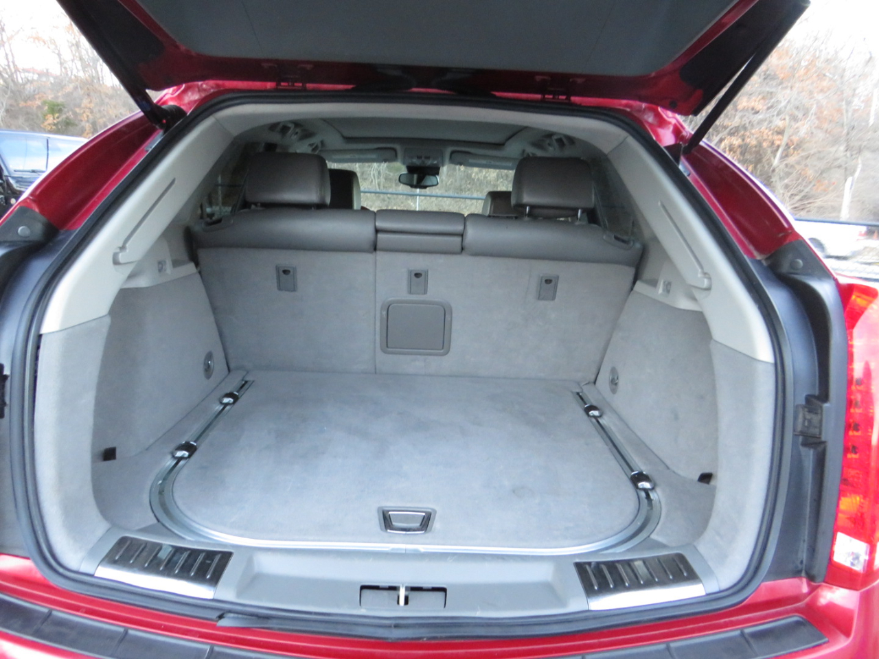 Cadillac SRX AWD 4dr Premium Collection 2010