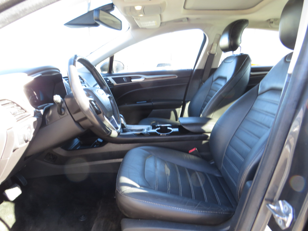 Ford Fusion 4dr Sdn SE Hybrid FWD 2015