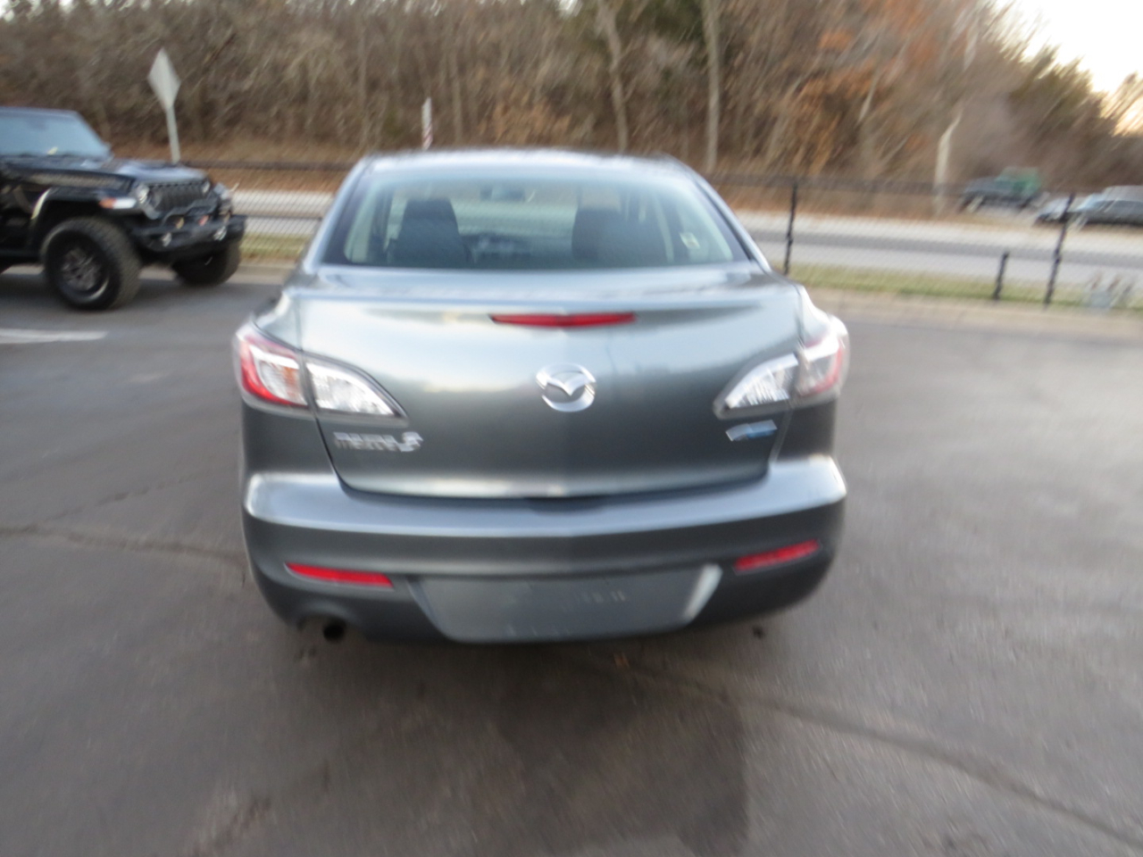 Mazda MAZDA3 4dr Sdn Auto i Sport 2013