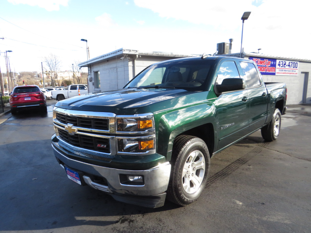Chevrolet Silverado 1500 4WD Crew Cab 143.5" LT w/2LT 2015