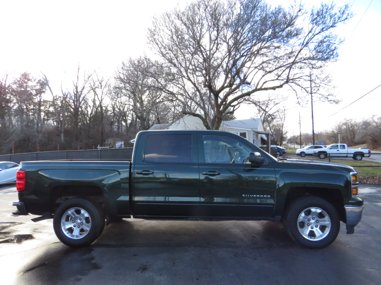 Chevrolet Silverado 1500 4WD Crew Cab 143.5" LT w/2LT 2015