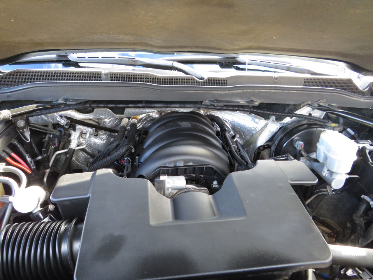 Chevrolet Silverado 1500 4WD Crew Cab 143.5" LT w/2LT 2015