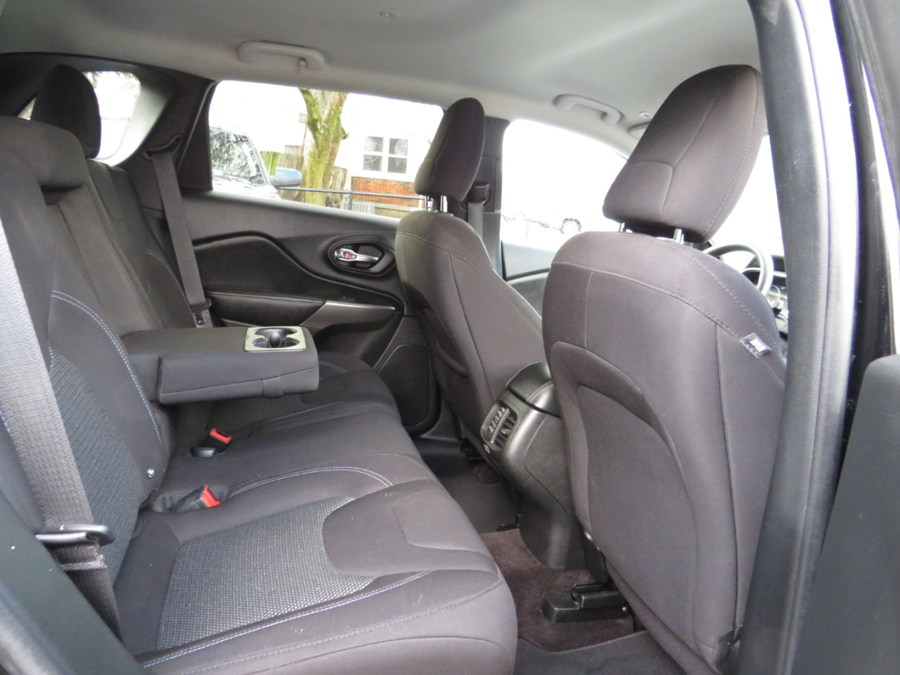 Jeep Cherokee Latitude FWD 2019