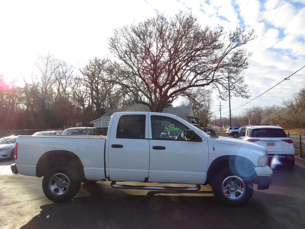 Dodge Ram 1500 4dr Quad Cab 140.5" WB 4WD SLT 2005