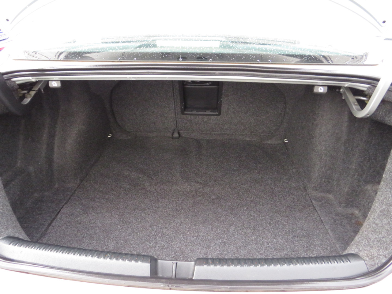 Volkswagen Jetta Sedan 4dr Manual SE PZEV 2012