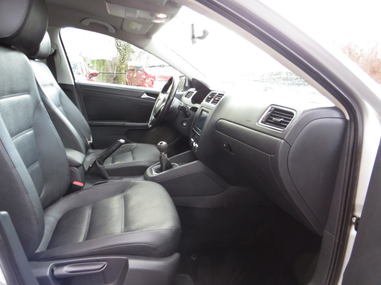 Volkswagen Jetta Sedan 4dr Manual SE PZEV 2012