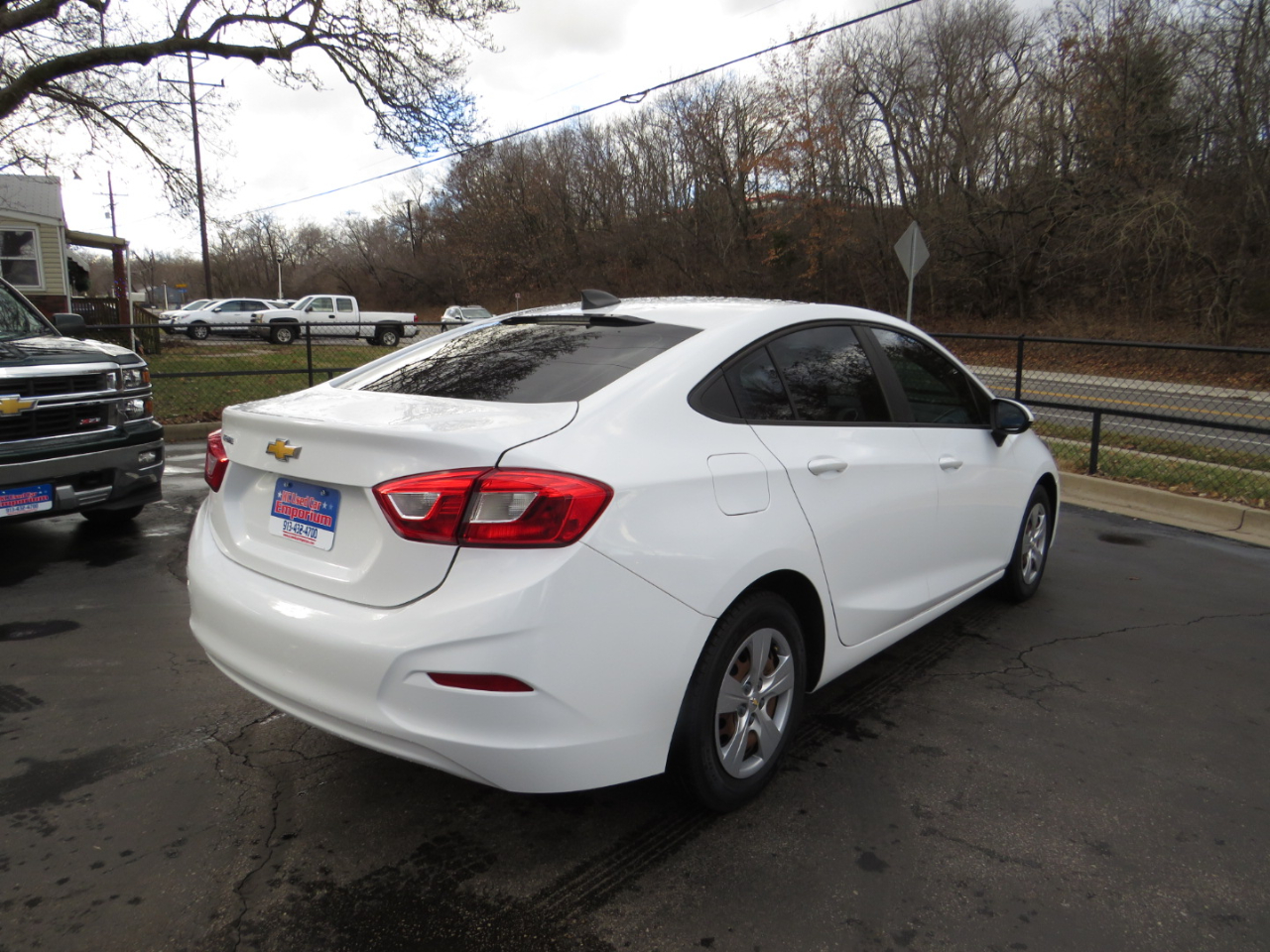 Chevrolet Cruze 4dr Sdn 1.4L LS w/1SB 2018