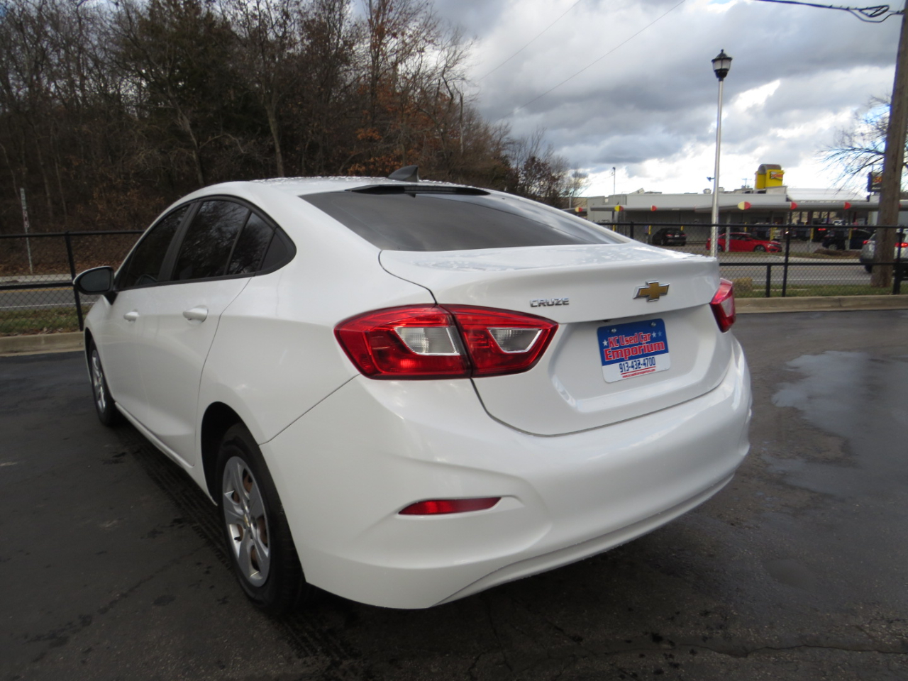 Chevrolet Cruze 4dr Sdn 1.4L LS w/1SB 2018