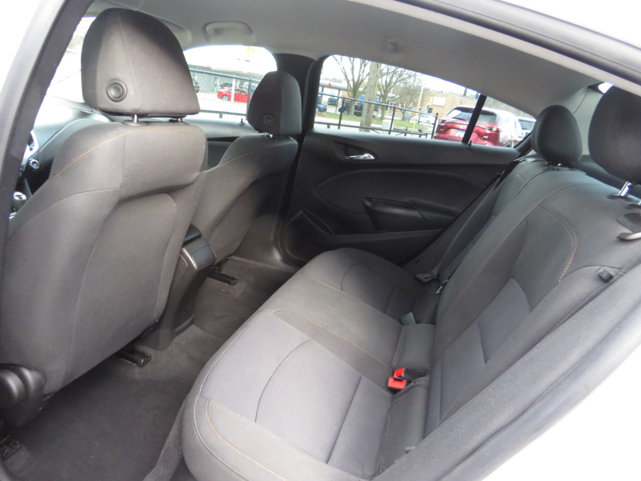 Chevrolet Cruze 4dr Sdn 1.4L LS w/1SB 2018