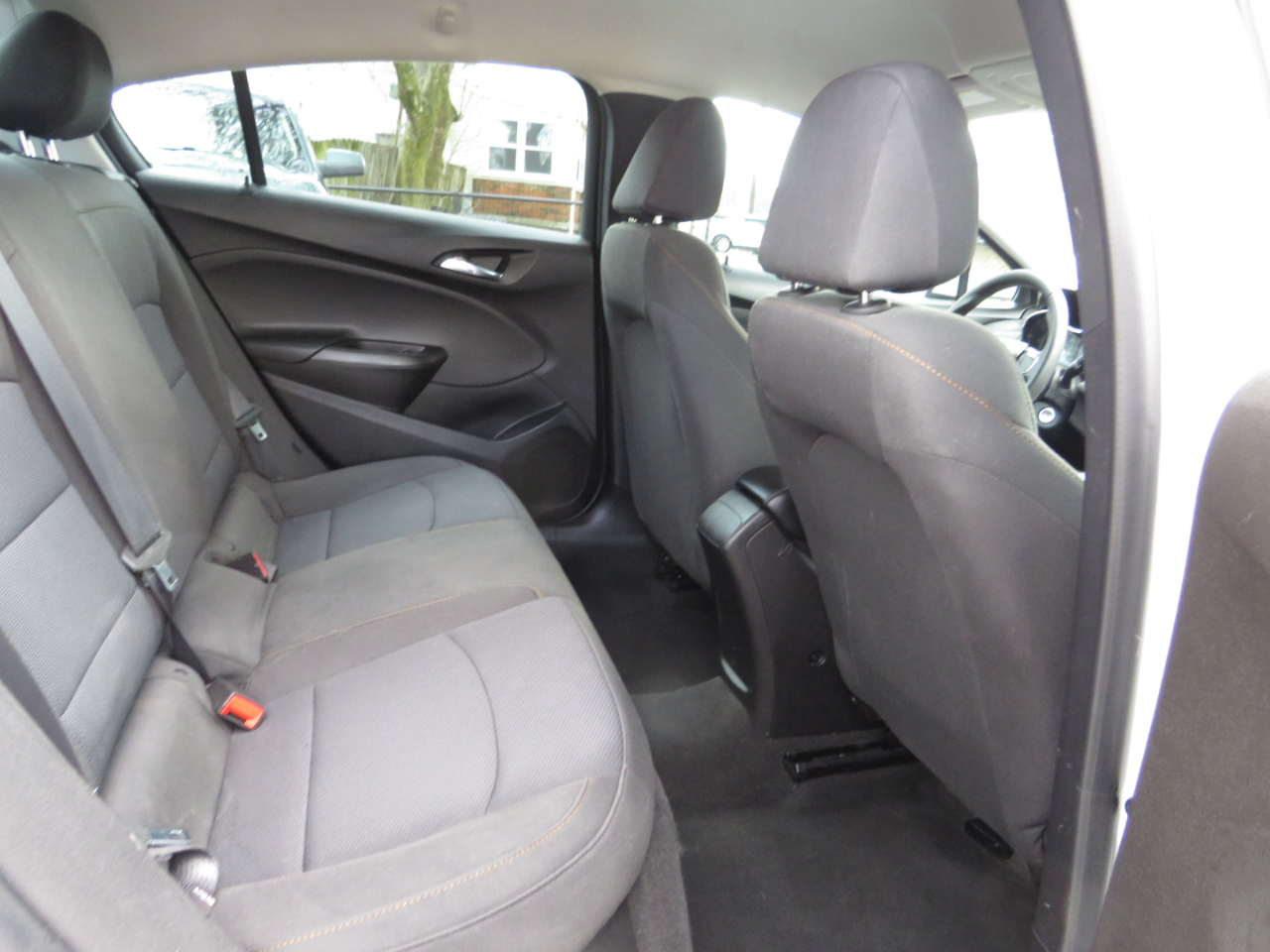 Chevrolet Cruze 4dr Sdn 1.4L LS w/1SB 2018