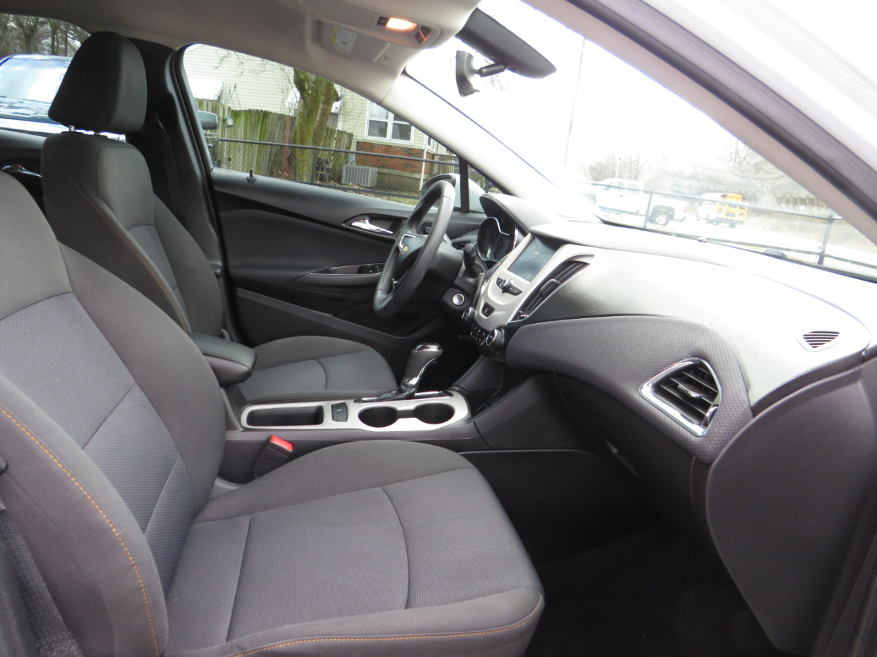 Chevrolet Cruze 4dr Sdn 1.4L LS w/1SB 2018