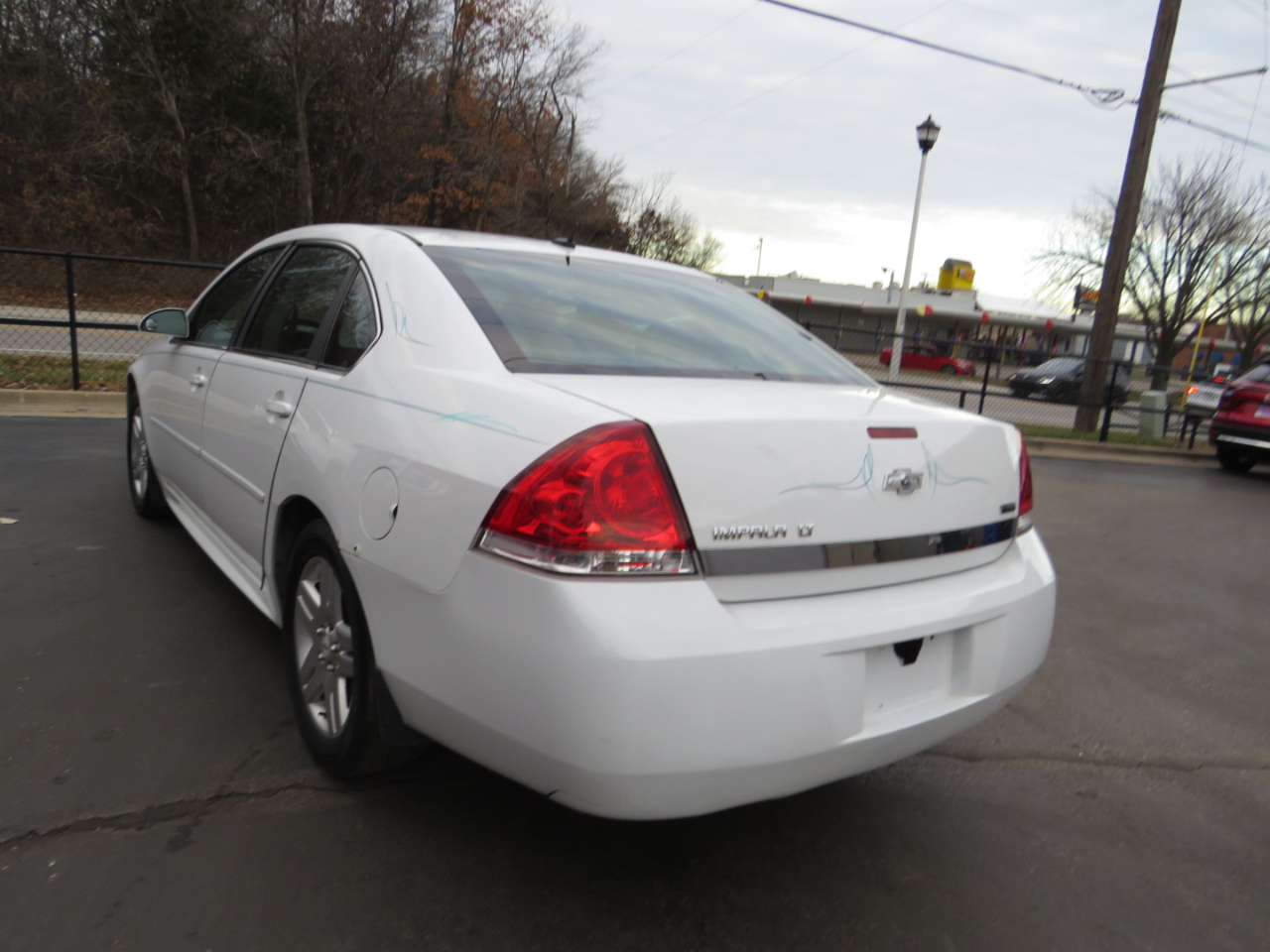 Chevrolet Impala 4dr Sdn LT Retail 2011
