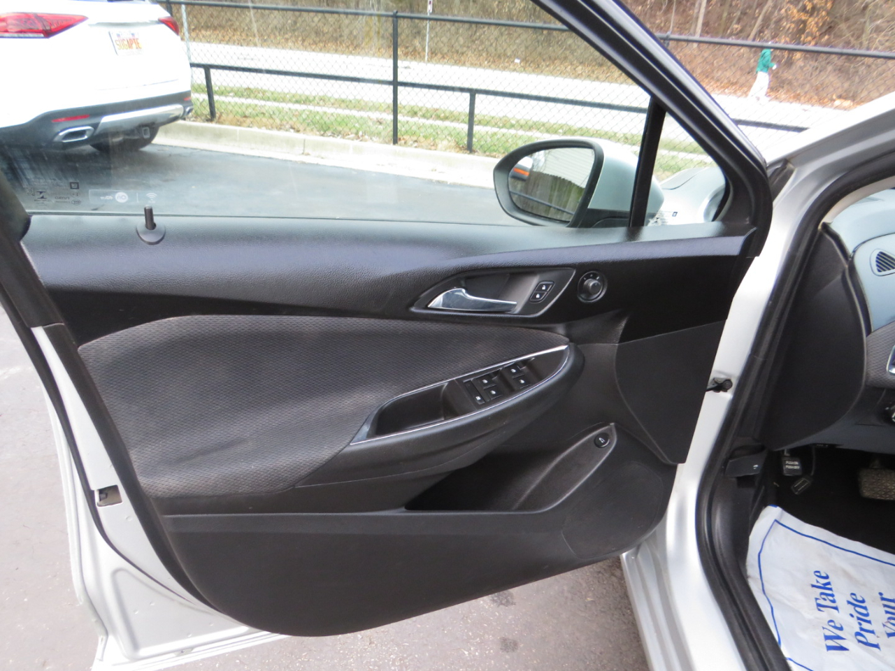 Chevrolet Cruze 4dr Sdn 1.4L LS w/1SB 2017