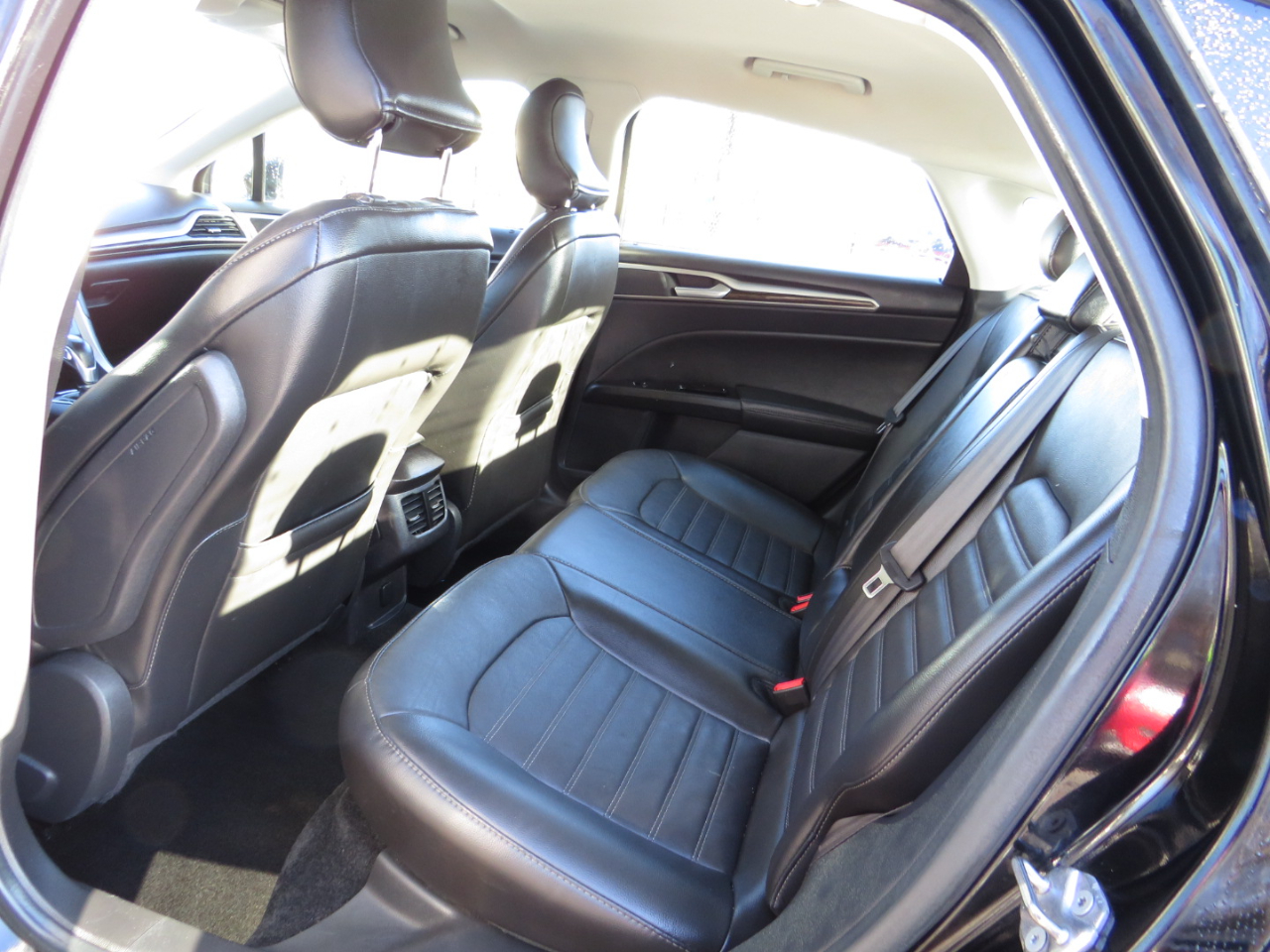 Ford Fusion 4dr Sdn SE FWD 2016