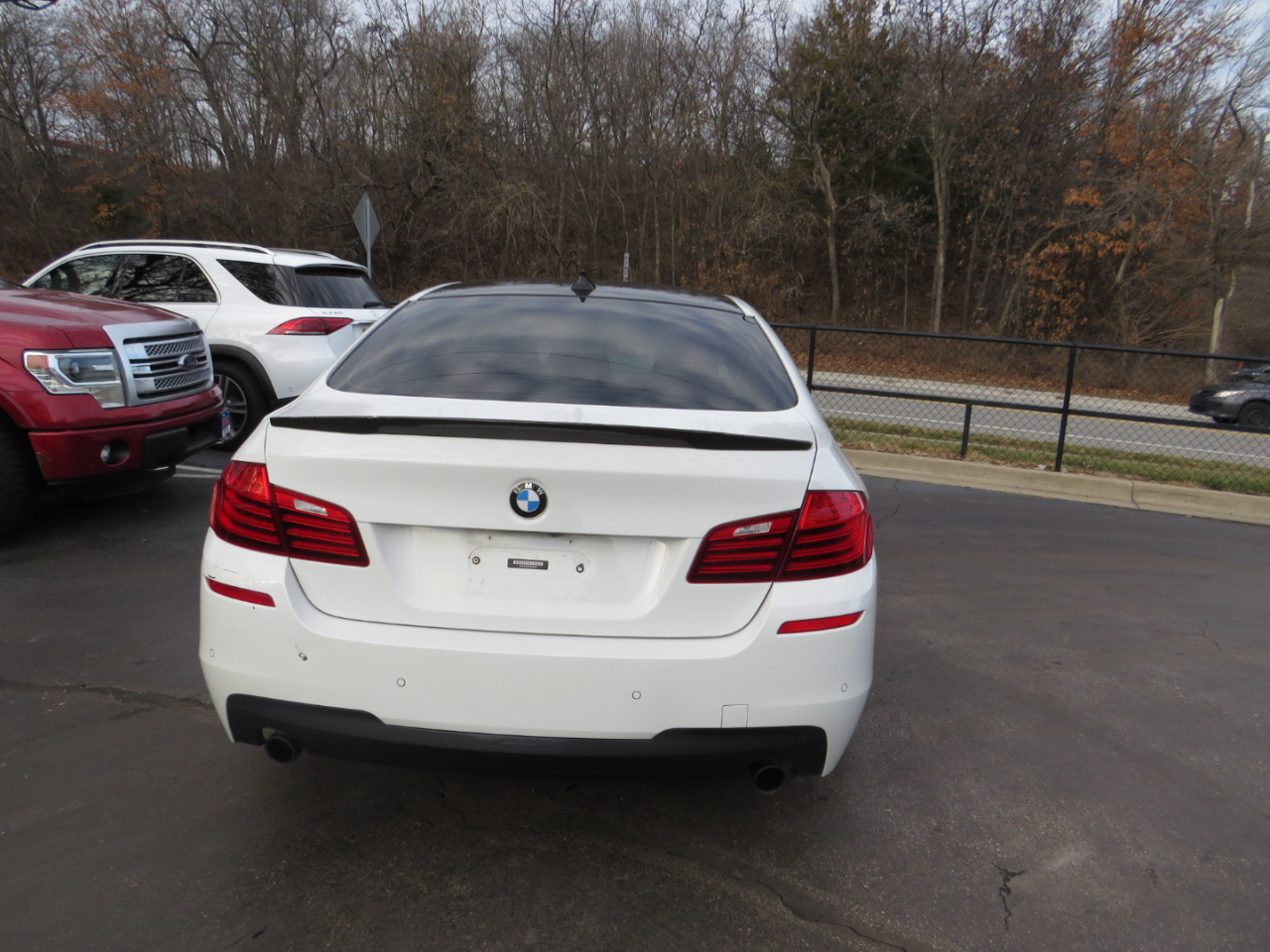 BMW 5 Series 4dr Sdn 535i xDrive AWD 2015