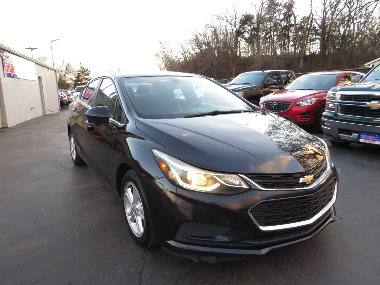 Chevrolet Cruze 4dr Sdn 1.4L LT w/1SD 2017