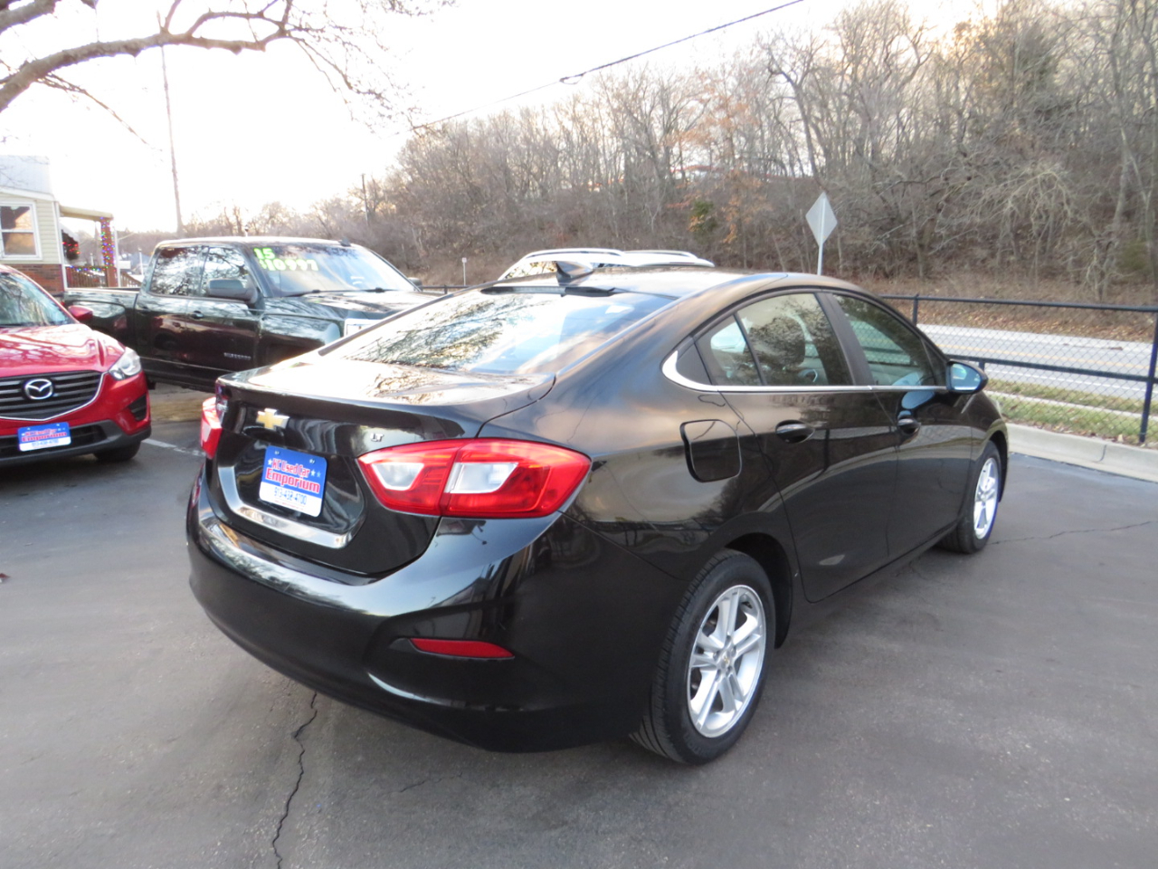 Chevrolet Cruze 4dr Sdn 1.4L LT w/1SD 2017