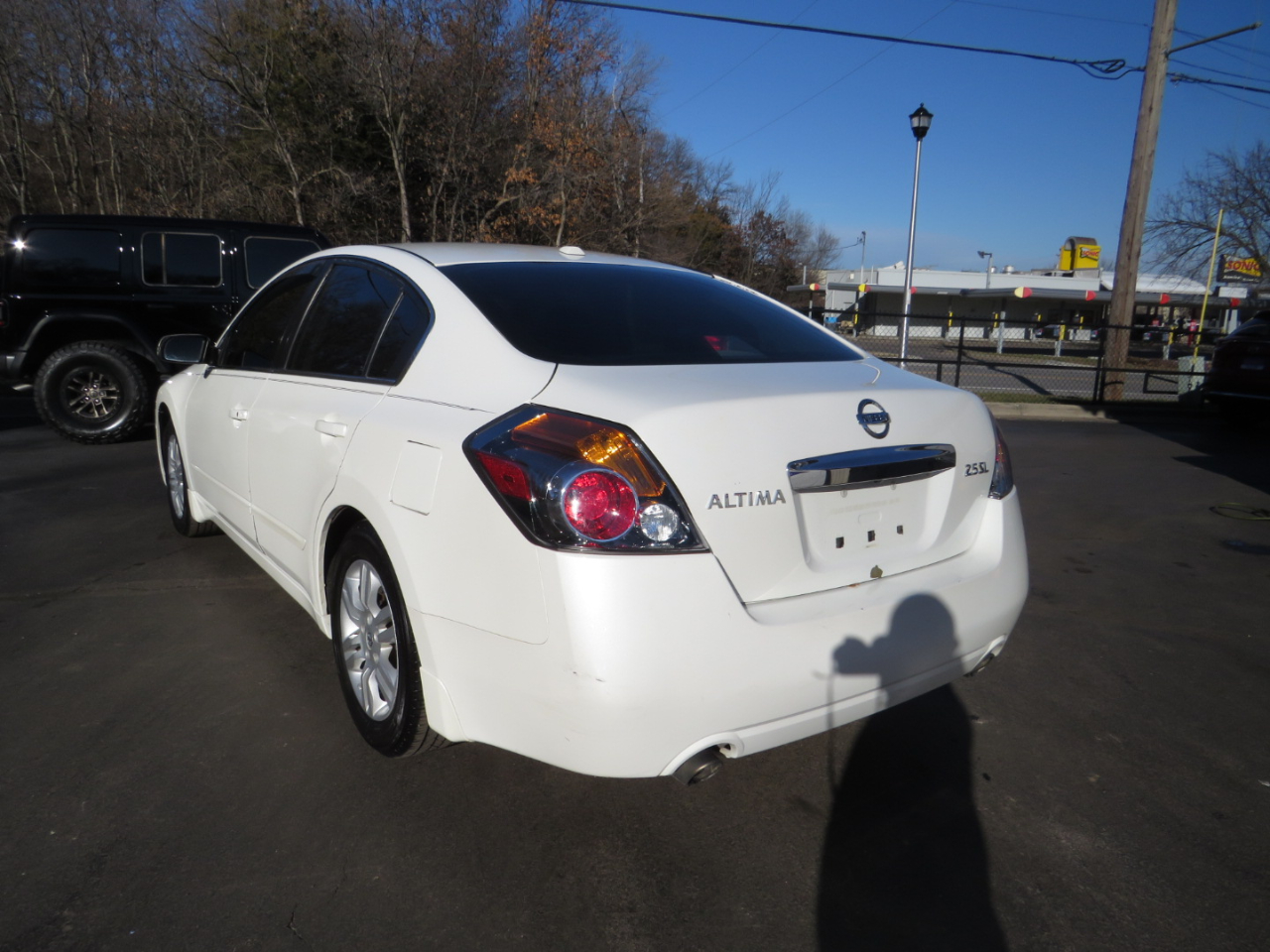 Nissan Altima 4dr Sdn I4 CVT 2.5 SL 2012
