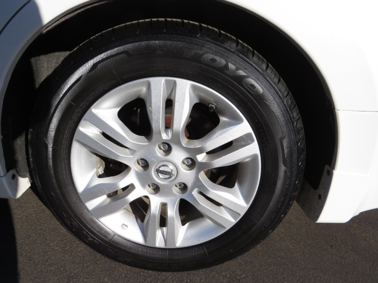 Nissan Altima 4dr Sdn I4 CVT 2.5 SL 2012