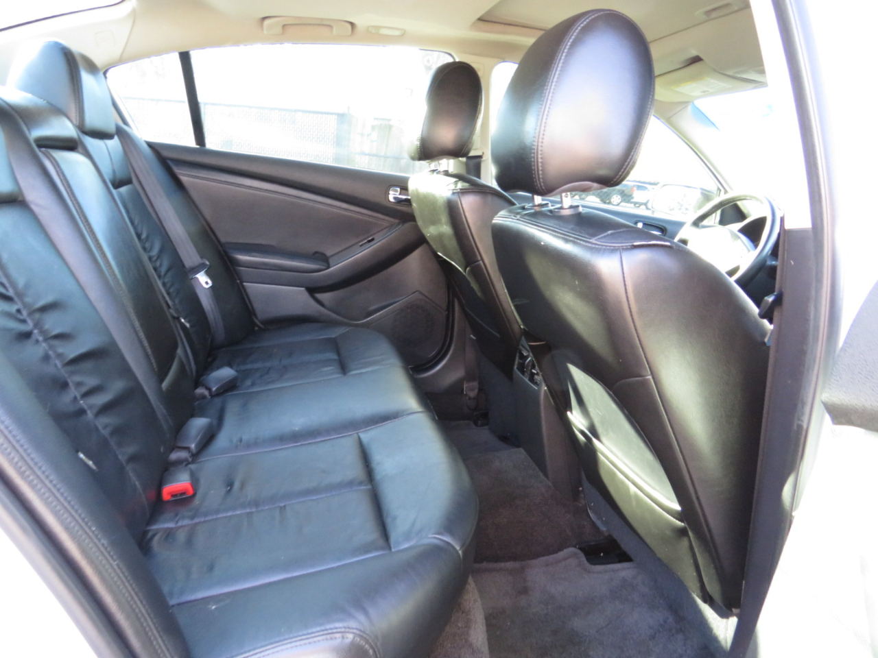 Nissan Altima 4dr Sdn I4 CVT 2.5 SL 2012