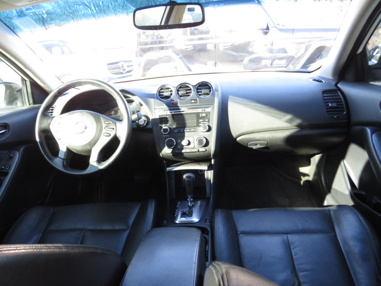 Nissan Altima 4dr Sdn I4 CVT 2.5 SL 2012