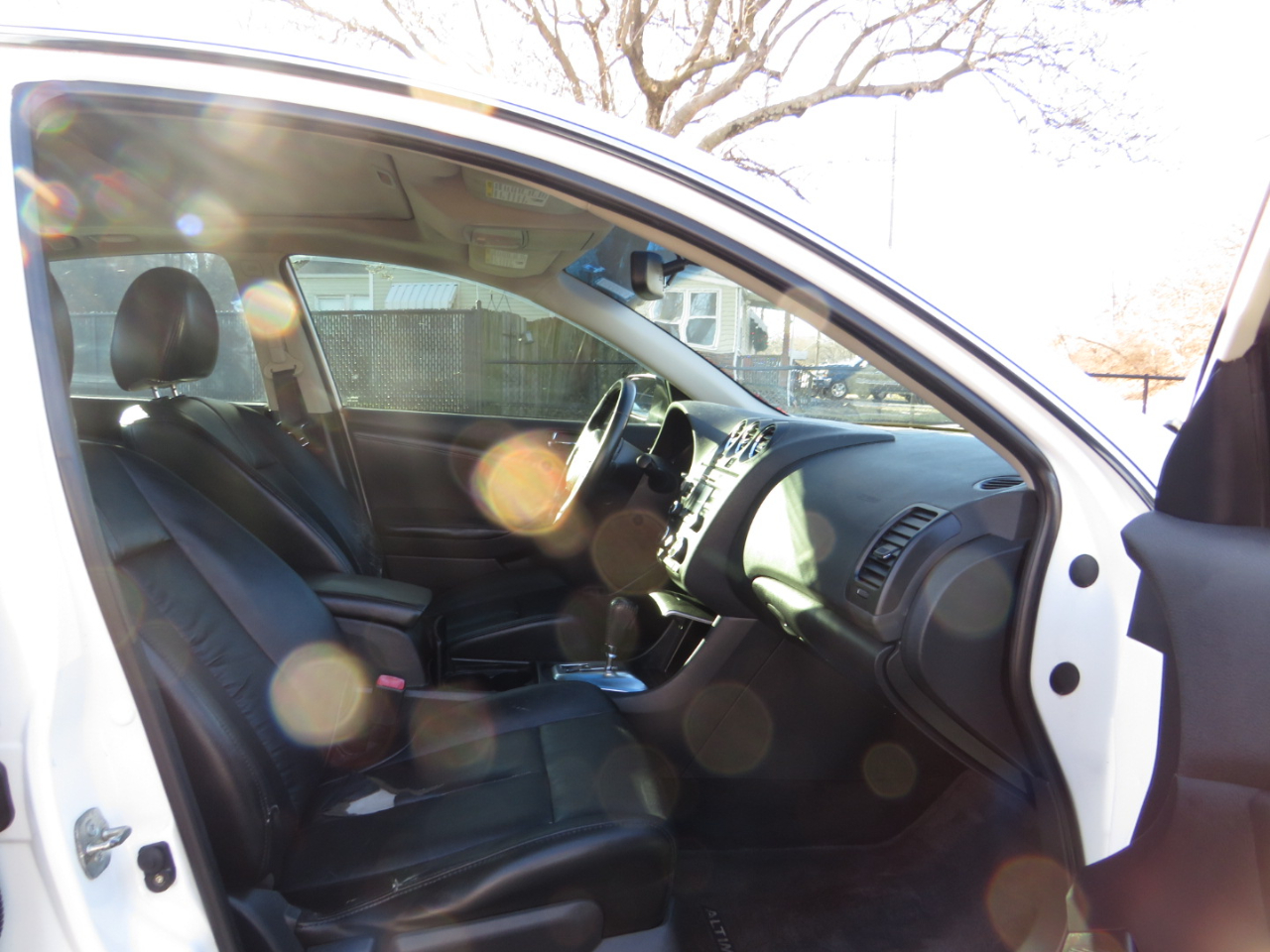 Nissan Altima 4dr Sdn I4 CVT 2.5 SL 2012