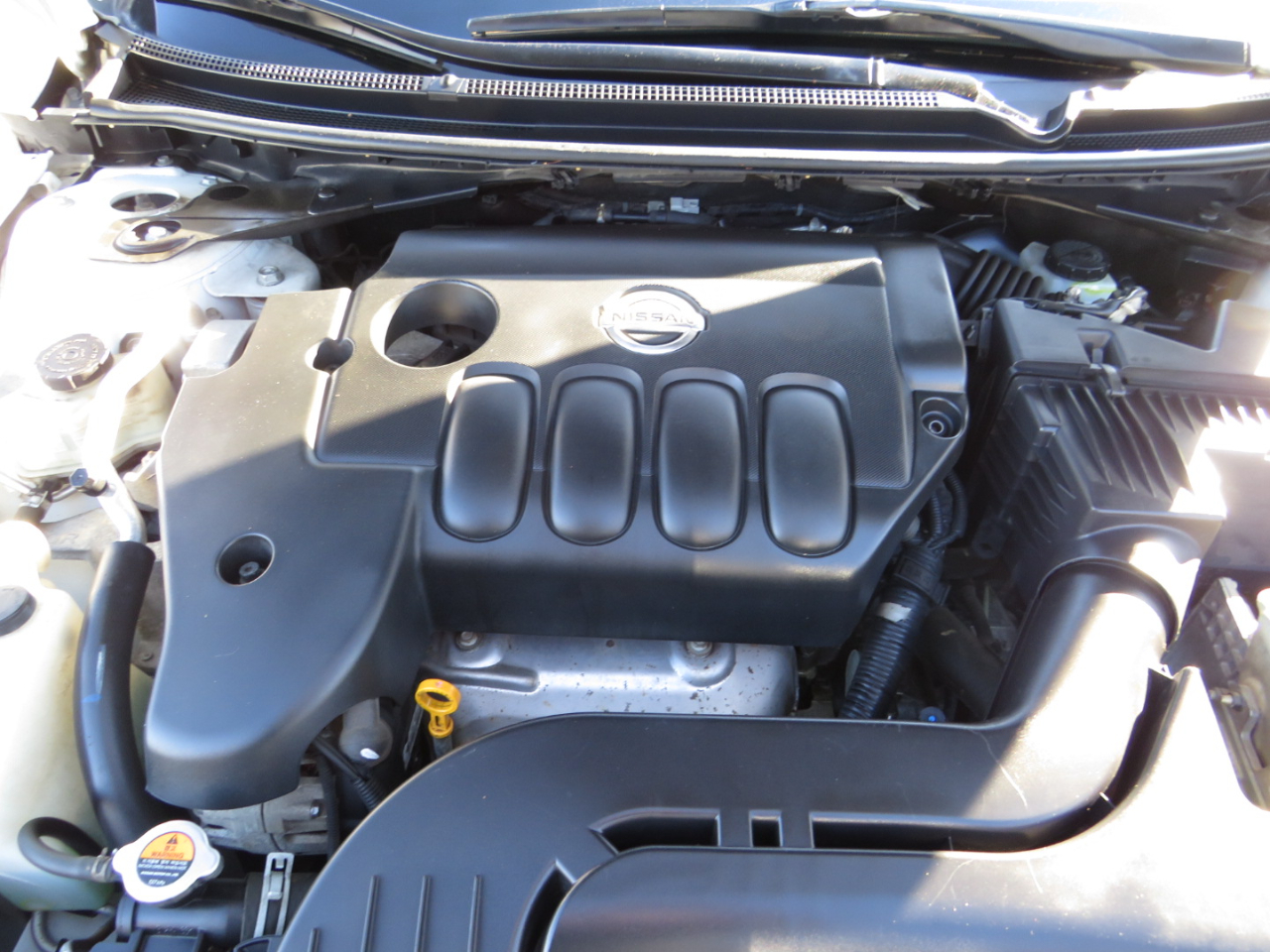 Nissan Altima 4dr Sdn I4 CVT 2.5 SL 2012