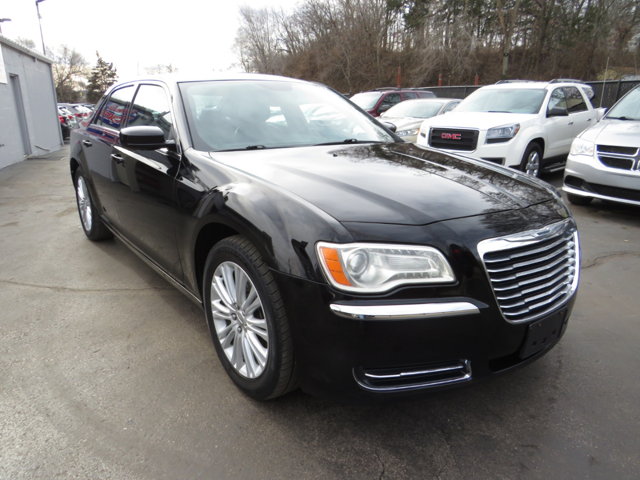 Chrysler 300 4dr Sdn AWD 2014