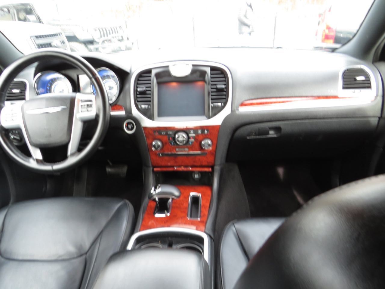 Chrysler 300 4dr Sdn AWD 2014