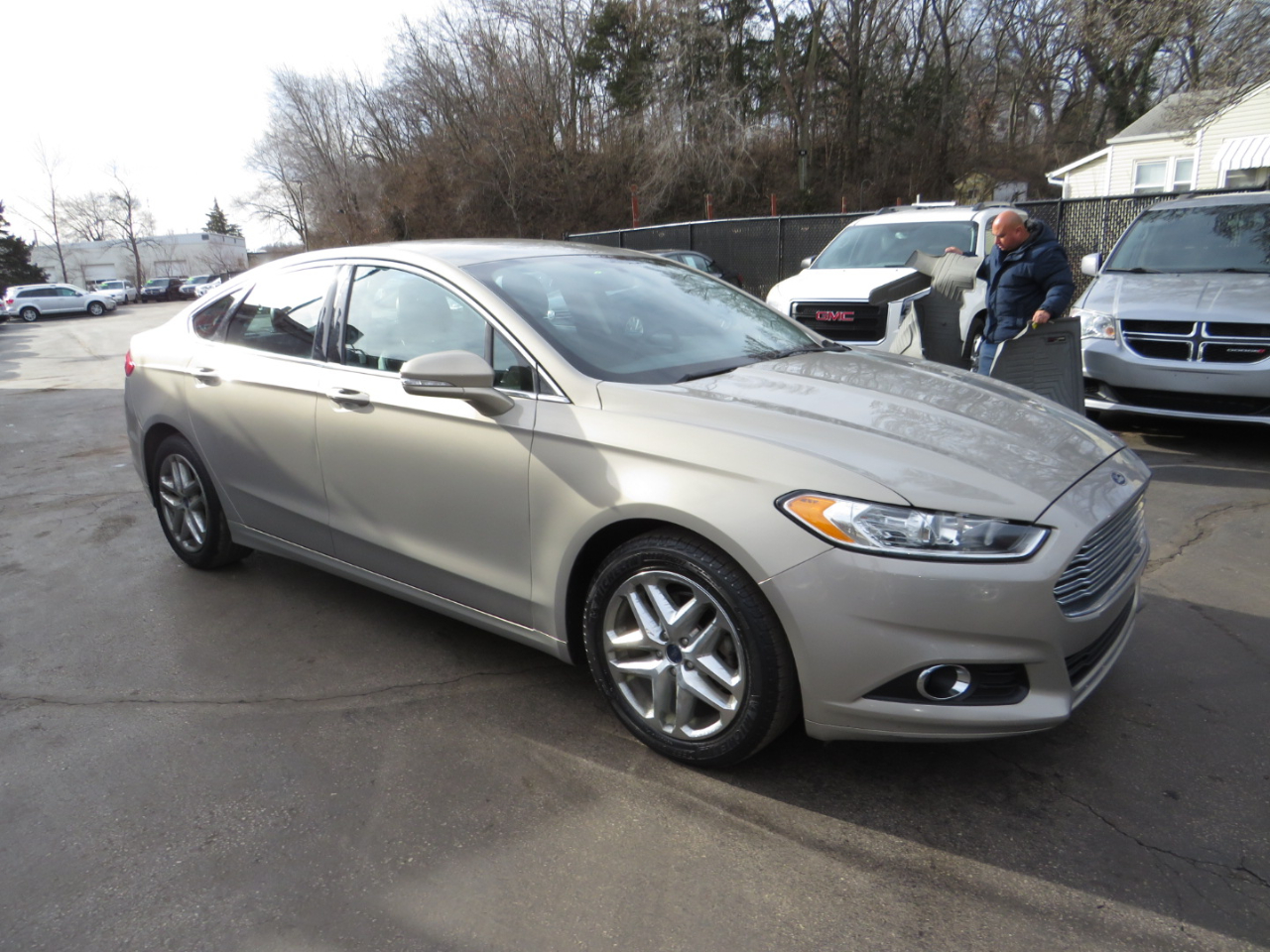 Ford Fusion 4dr Sdn SE FWD 2015