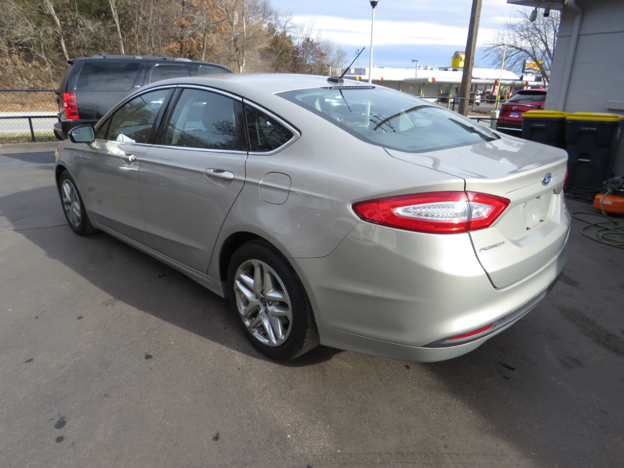 Ford Fusion 4dr Sdn SE FWD 2015