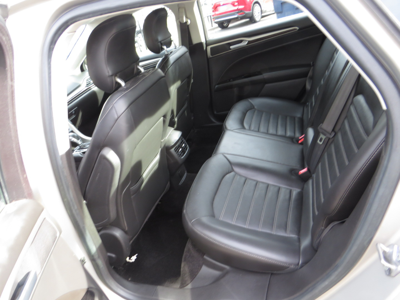 Ford Fusion 4dr Sdn SE FWD 2015