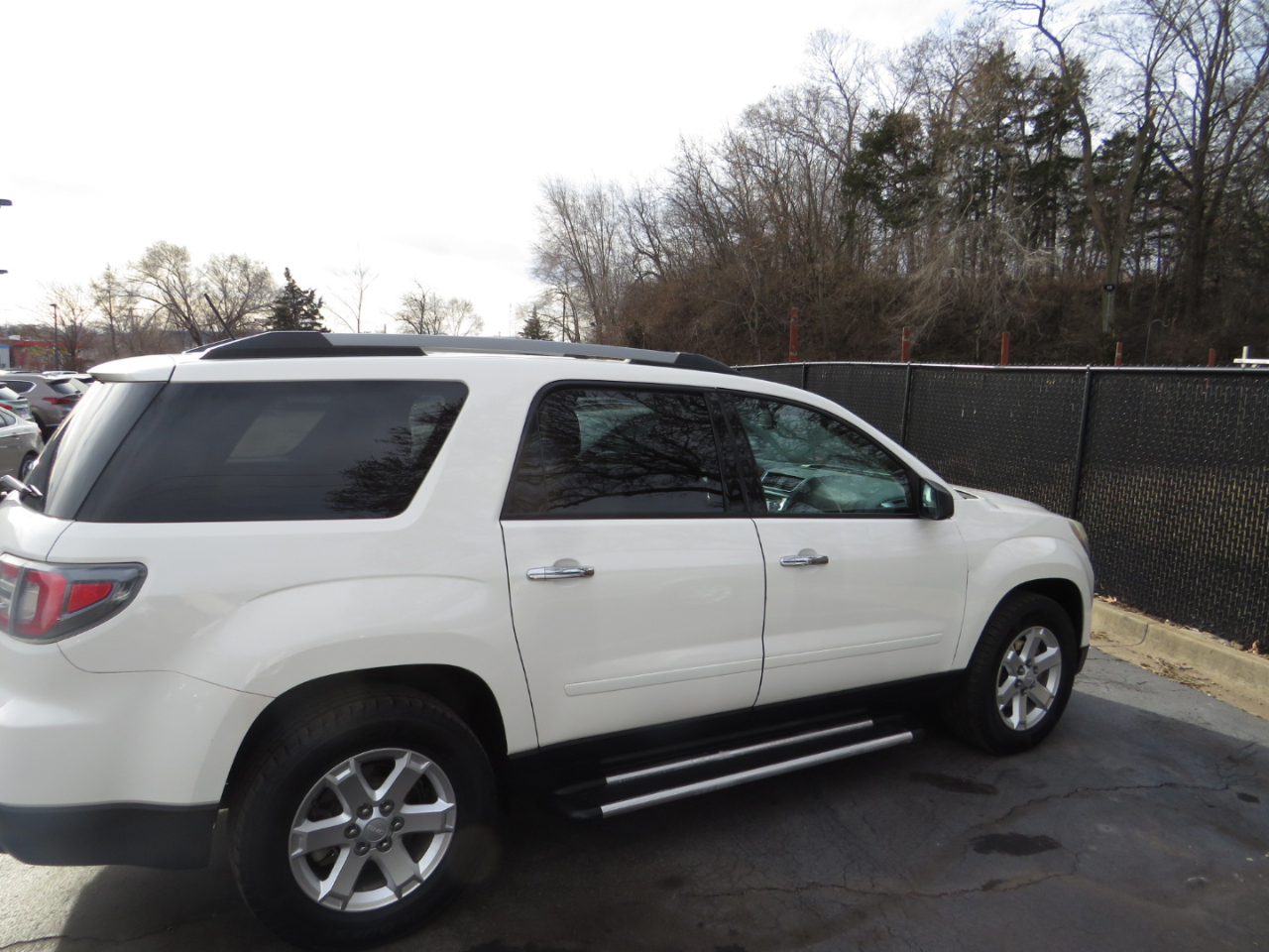 GMC Acadia FWD 4dr SLE2 2014